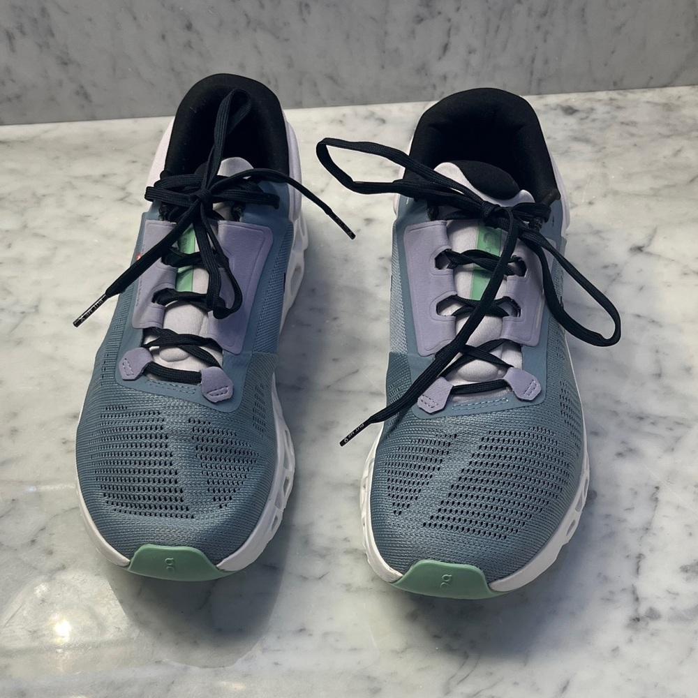 On Running Cloudstratus 3 Size 9.5 NEW - Picture 6 of 15
